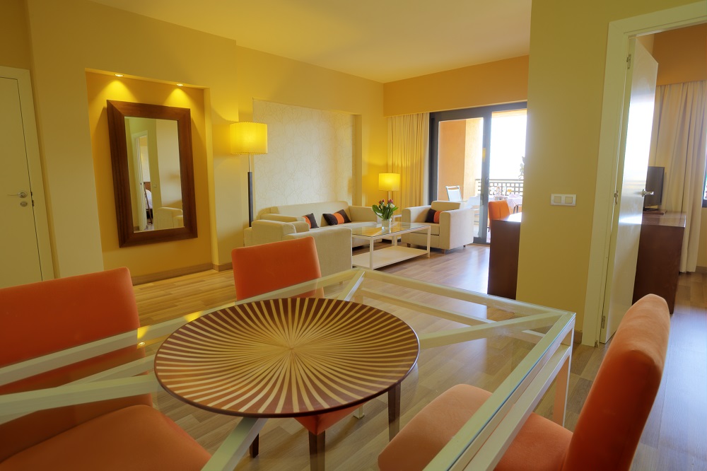 Valle del Este SENIOR SUITES