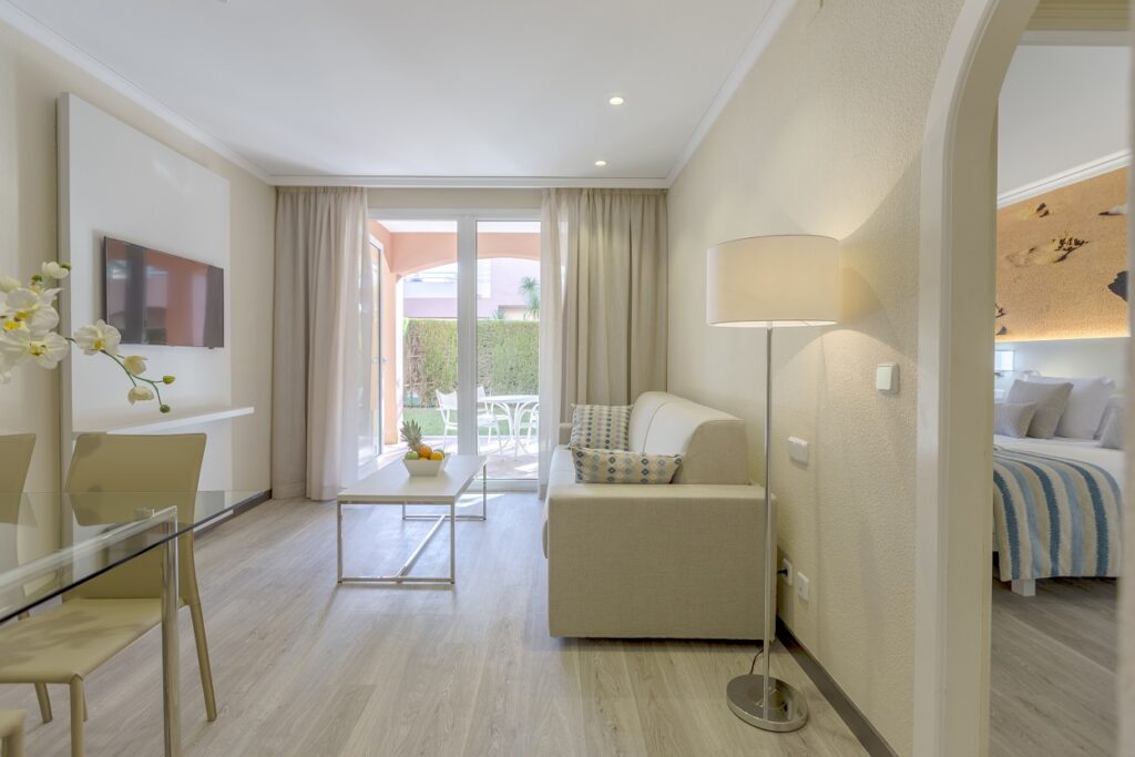 H Oliva Nova Golf & Beach Resort Classic Suite