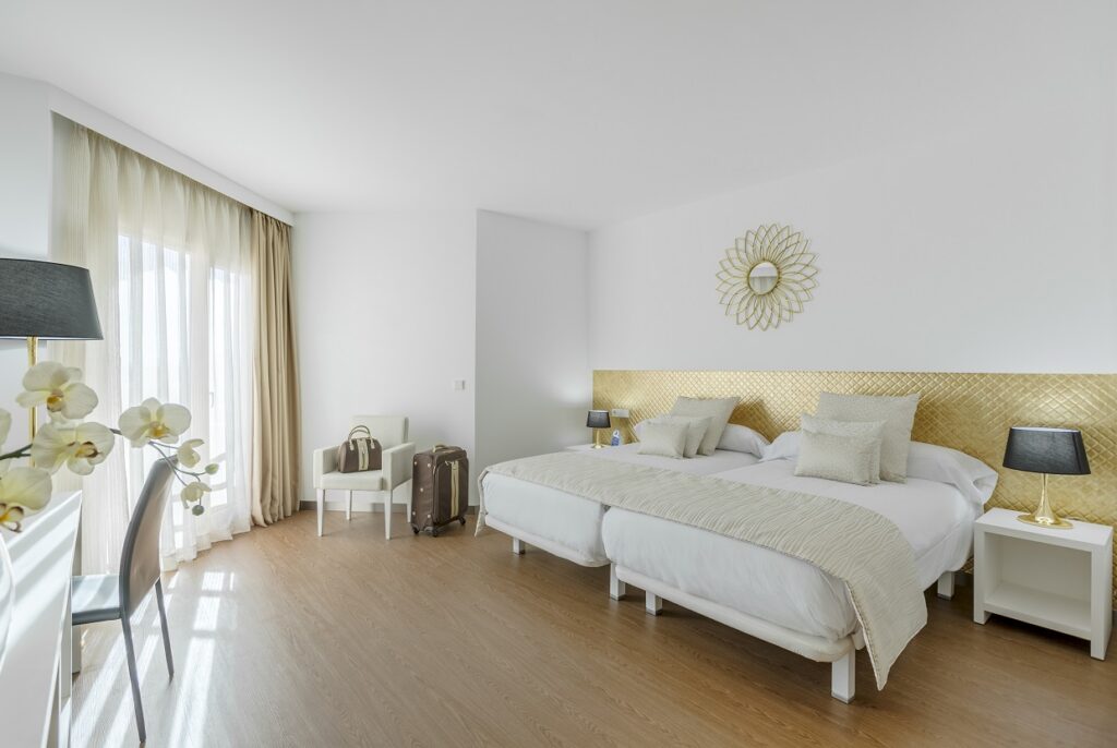 H Oliva Nova Golf & Beach Resort Premium Room